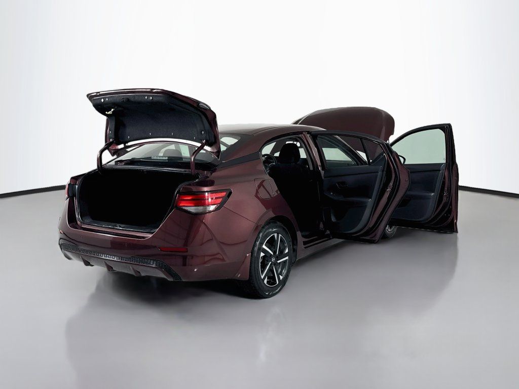 Used 2024 Nissan Sentra SV w/ All-Weather Package FWD image 18