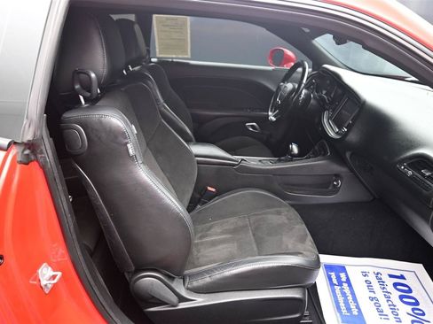 Used 2019 Dodge Challenger R/T Scat Pack w/ T/A Package RWD image 9