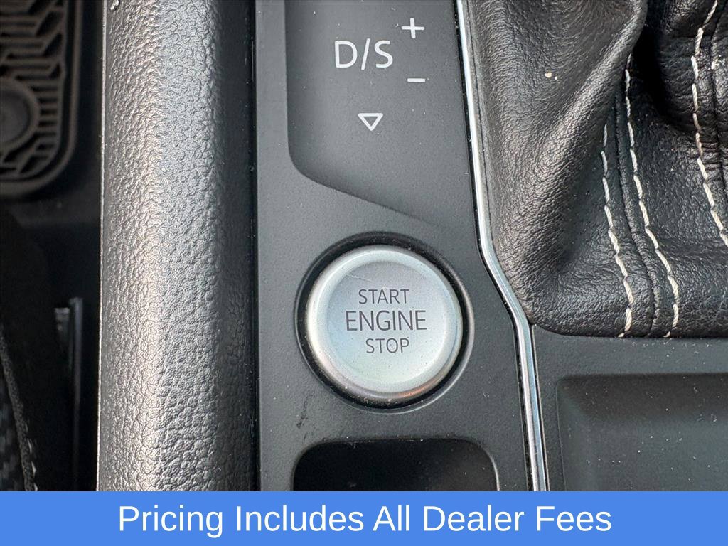 Used 2023 Volkswagen Atlas Cross Sport SE FWD image 13