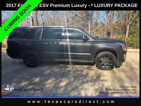Used 2017 Cadillac Escalade ESV Premium Luxury RWD image 3