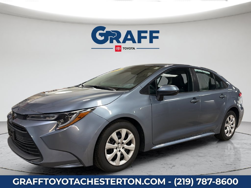 Used 2024 Toyota Corolla LE FWD image 2
