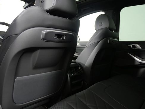 Used 2025 BMW X5 xDrive50e image 19