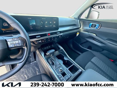 New 2026 Kia Sorento LX FWD image 25