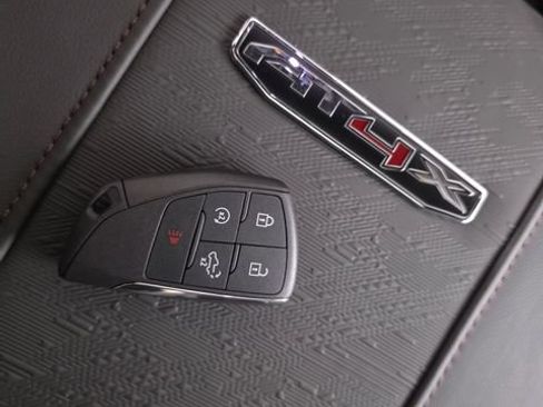 New 2026 GMC Sierra 2500 AT4X w/ LPO, Black Badging Package image 24