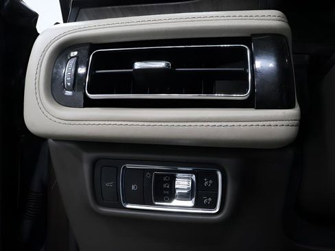 Used 2020 Lincoln Aviator Reserve w/ Elements Package Plus image 19