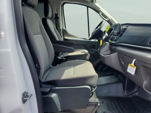New 2025 Ford Transit 250 Low Roof image 19