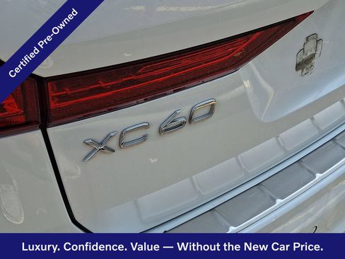 Used 2024 Volvo XC60 B5 Plus w/ Protection Package Premier AWD/4WD image 5