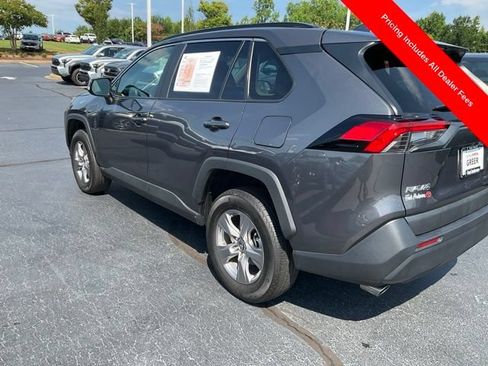 Used 2025 Toyota RAV4 XLE FWD image 24
