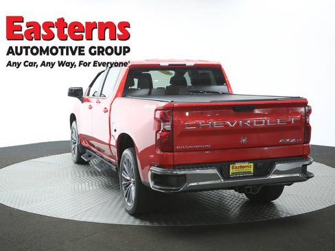 Used 2022 Chevrolet Silverado 1500 LT AWD/4WD image 43