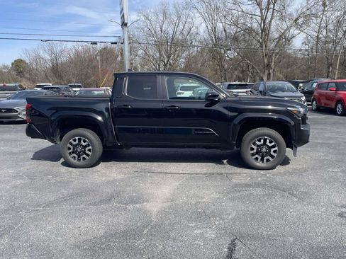 Used 2024 Toyota Tacoma SR5 image 2