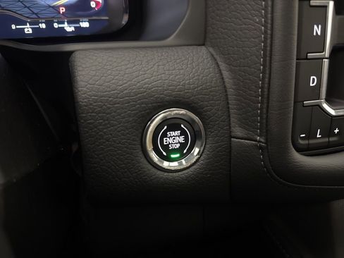 Used 2023 GMC Yukon Denali AWD/4WD image 53