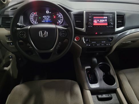 Used 2016 Honda Pilot LX image 22