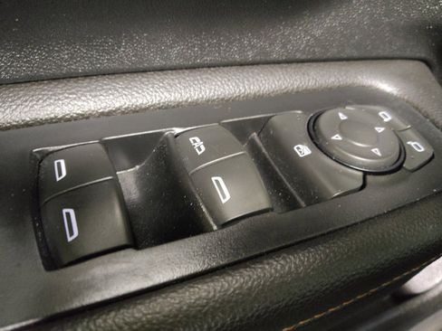 Used 2020 GMC Terrain SLE AWD/4WD image 27