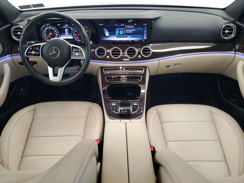 Used 2019 Mercedes-Benz E 300 4MATIC image 14