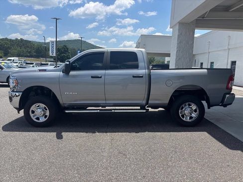 Used 2024 RAM 2500 Big Horn w/ Bed Utility Group AWD/4WD image 24