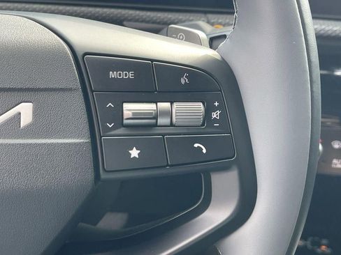 New 2025 Kia EV6 Wind image 31