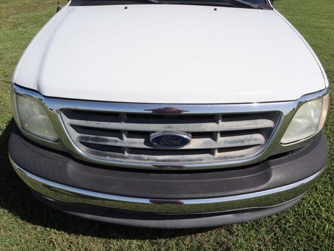 Used 2004 Ford F150 XL image 14