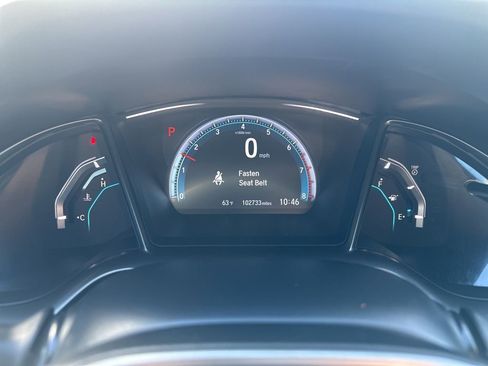 Used 2018 Honda Civic EX image 2