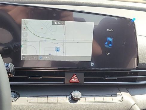 New 2025 Hyundai Elantra SEL image 9