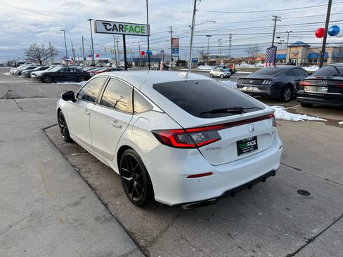 Used 2022 Honda Civic Sport Touring image 8