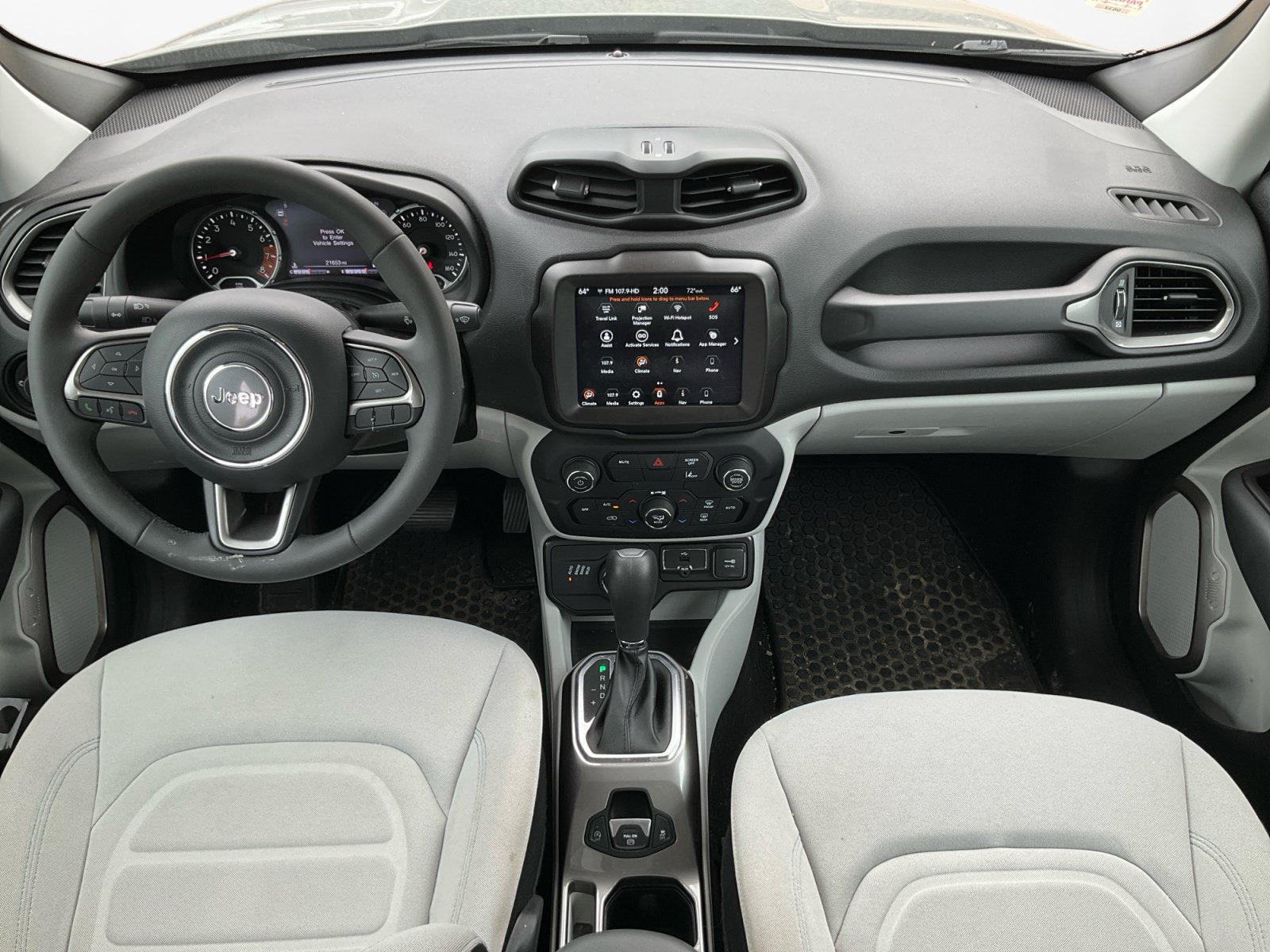 Used 2022 Jeep Renegade Latitude AWD/4WD image 11