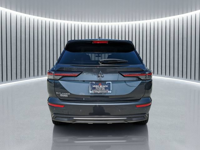 New 2026 Mitsubishi Outlander ES FWD image 5