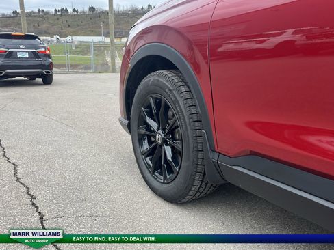 Used 2024 Honda CR-V Sport image 11