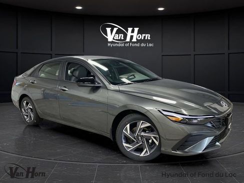 New 2025 Hyundai Elantra Sport image 1