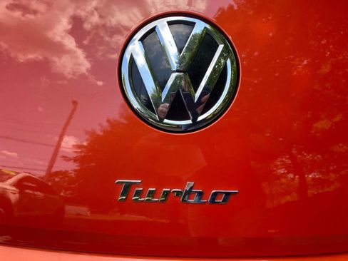 Used 2016 Volkswagen Beetle 1.8T SE FWD image 26