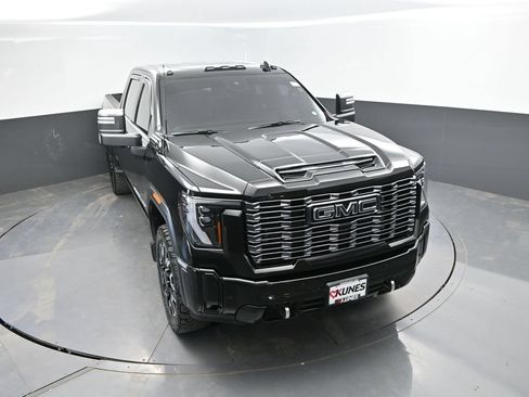 Used 2025 GMC Sierra 2500 Denali Ultimate AWD/4WD image 28