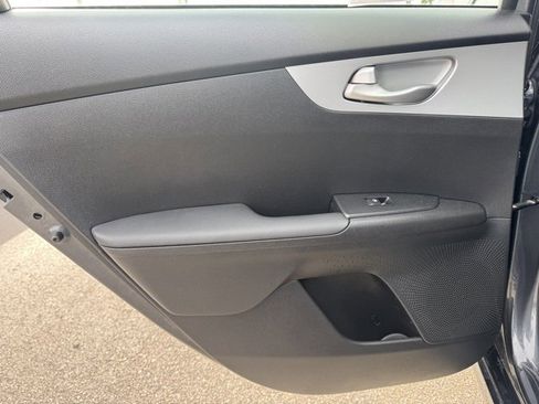 Certified 2023 Kia Forte LXS w/ LXS Technology Package image 10