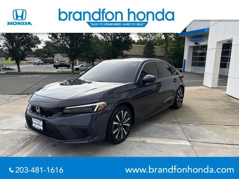 Used 2024 Honda Civic EX-L image 3