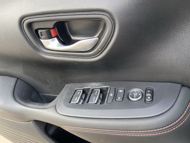 Used 2025 Honda HR-V Sport image 46