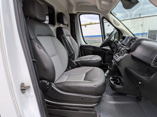 Used 2025 RAM ProMaster 2500 w/ Convenience Group FWD image 23