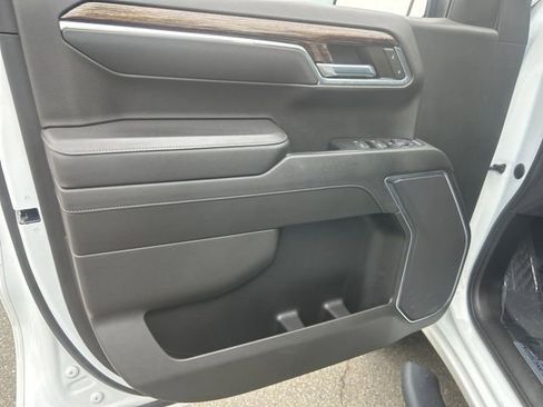 Used 2022 GMC Sierra 1500 Elevation AWD/4WD image 12