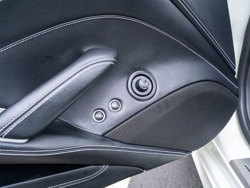 Used 2015 Ferrari California T RWD image 25