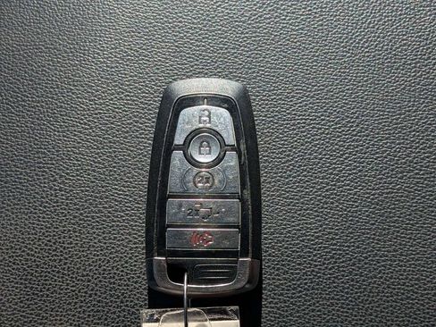 Used 2023 Ford F150 Lariat w/ Equipment Group 502A High AWD/4WD image 31