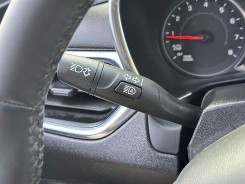 Used 2023 Chevrolet Equinox LT AWD/4WD image 20