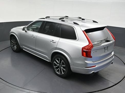 Used 2018 Volvo XC90 T5 Momentum w/ Convenience Package AWD/4WD image 17