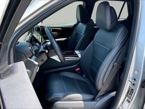 Certified 2026 Mercedes-Benz GLC 300 4MATIC image 13