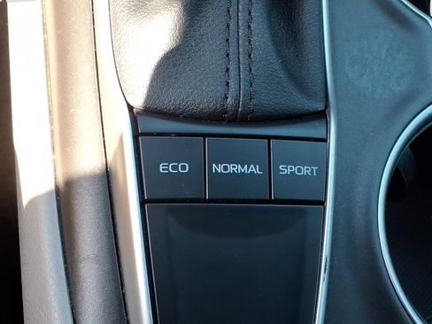 Used 2024 Toyota Camry LE FWD image 20