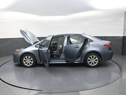 Used 2024 Toyota Corolla LE FWD image 41