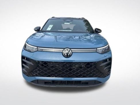 New 2026 Volkswagen Tiguan SE R-Line image 7