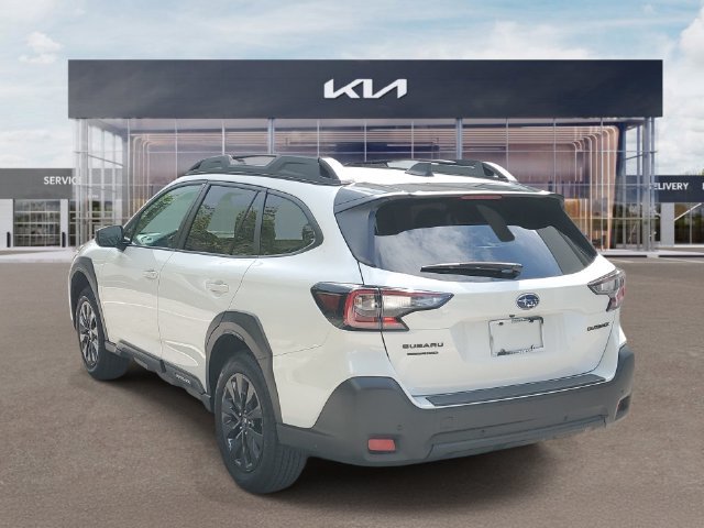 Used 2024 Subaru Outback Onyx Edition AWD/4WD image 4