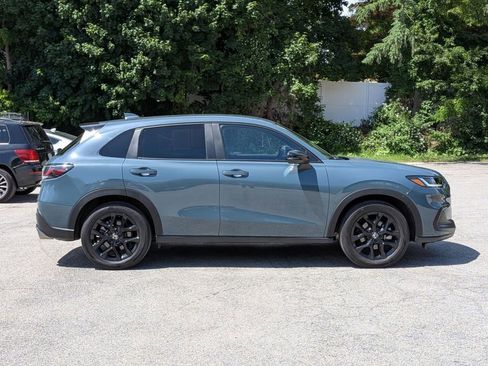 Used 2024 Honda HR-V Sport image 2