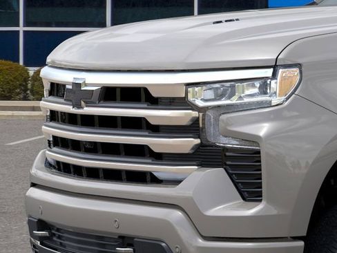 New 2026 Chevrolet Silverado 1500 High Country AWD/4WD image 13
