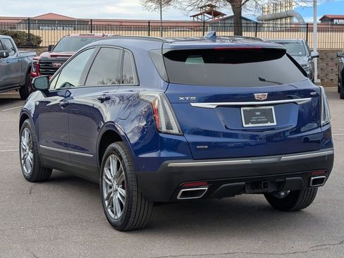 Certified 2025 Cadillac XT5 Sportv w/ Technology Package image 3