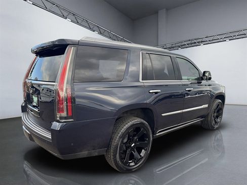 Used 2019 Cadillac Escalade Platinum image 7