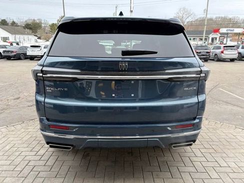 New 2026 Buick Enclave Avenir w/ Super Cruise Package AWD/4WD image 9