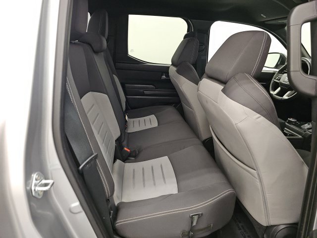 Certified 2025 Toyota Tacoma TRD Off-Road AWD/4WD image 33